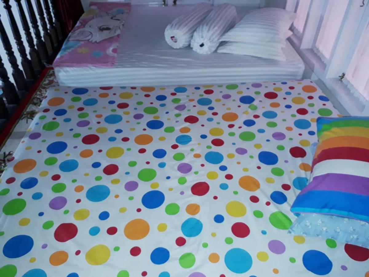 Bu Mimi Home Stay Painan Exterior foto