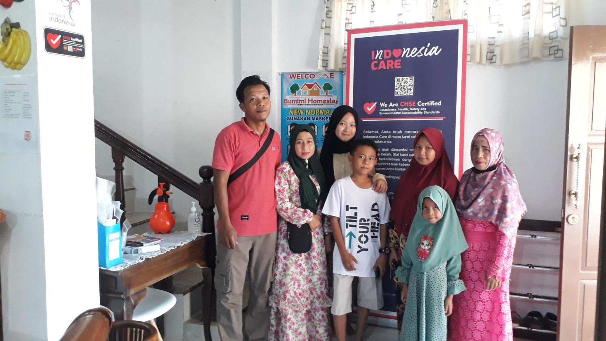 Bu Mimi Home Stay Painan Exterior foto