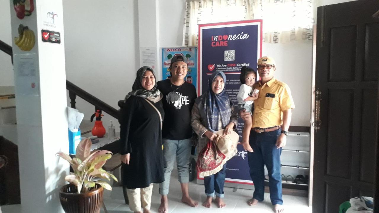 Bu Mimi Home Stay Painan Exterior foto