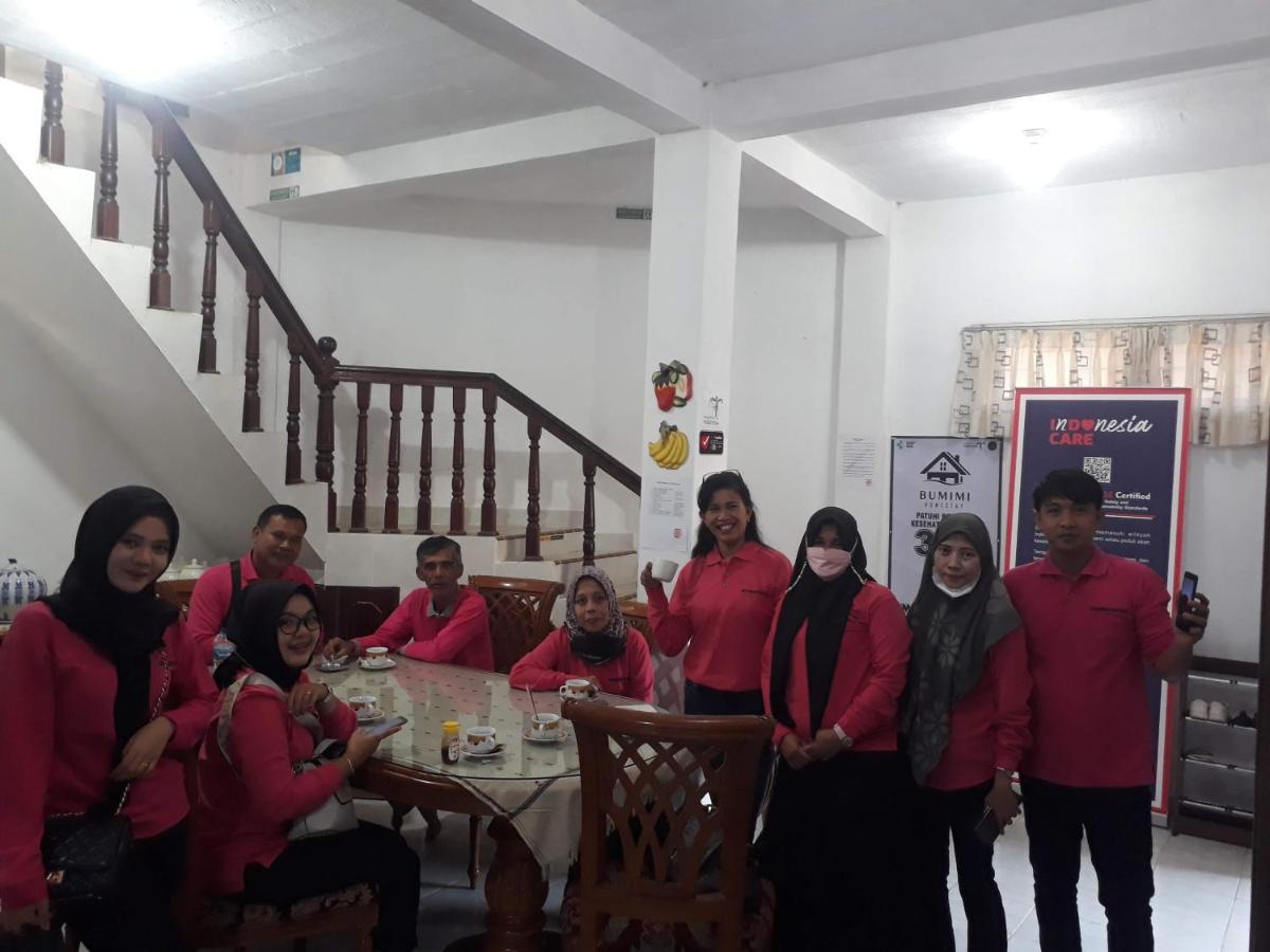 Bu Mimi Home Stay Painan Exterior foto
